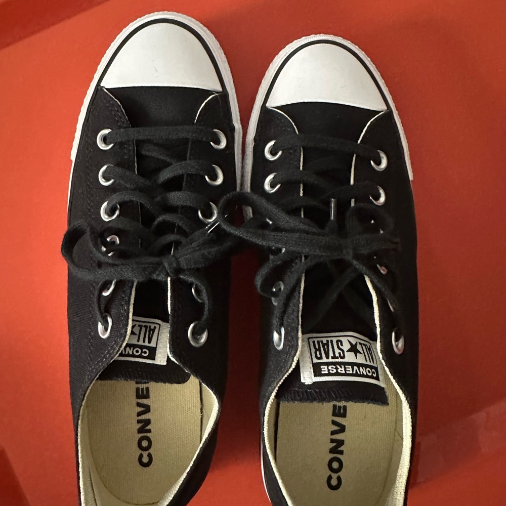 Platform Conversebarely Worn. - image 3